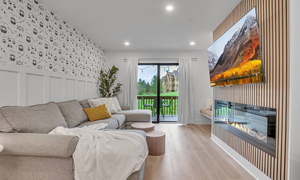 Great Valley Condo | Ski-in/out Condo, King Bed, 2 Full Baths