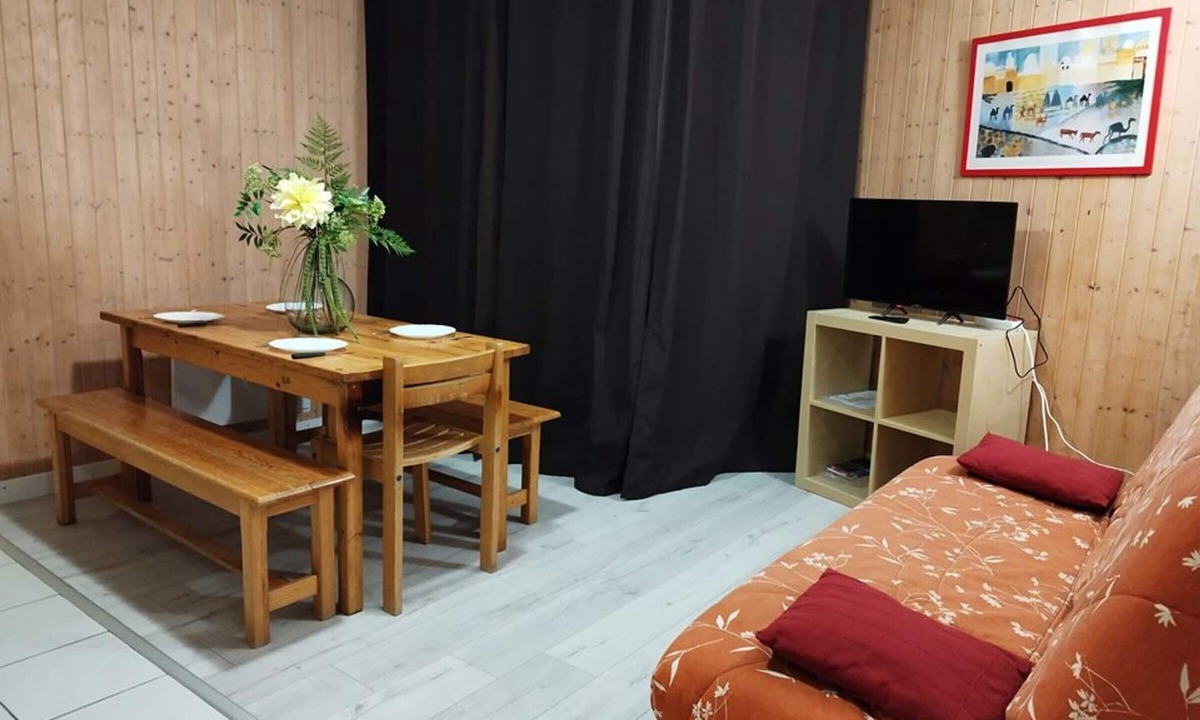 Orcieres-Merlette Apartment | Ski-In/Ski-Out 3-Room Apt, Sleeps 8, Near Shops & Sports Center in Orcières