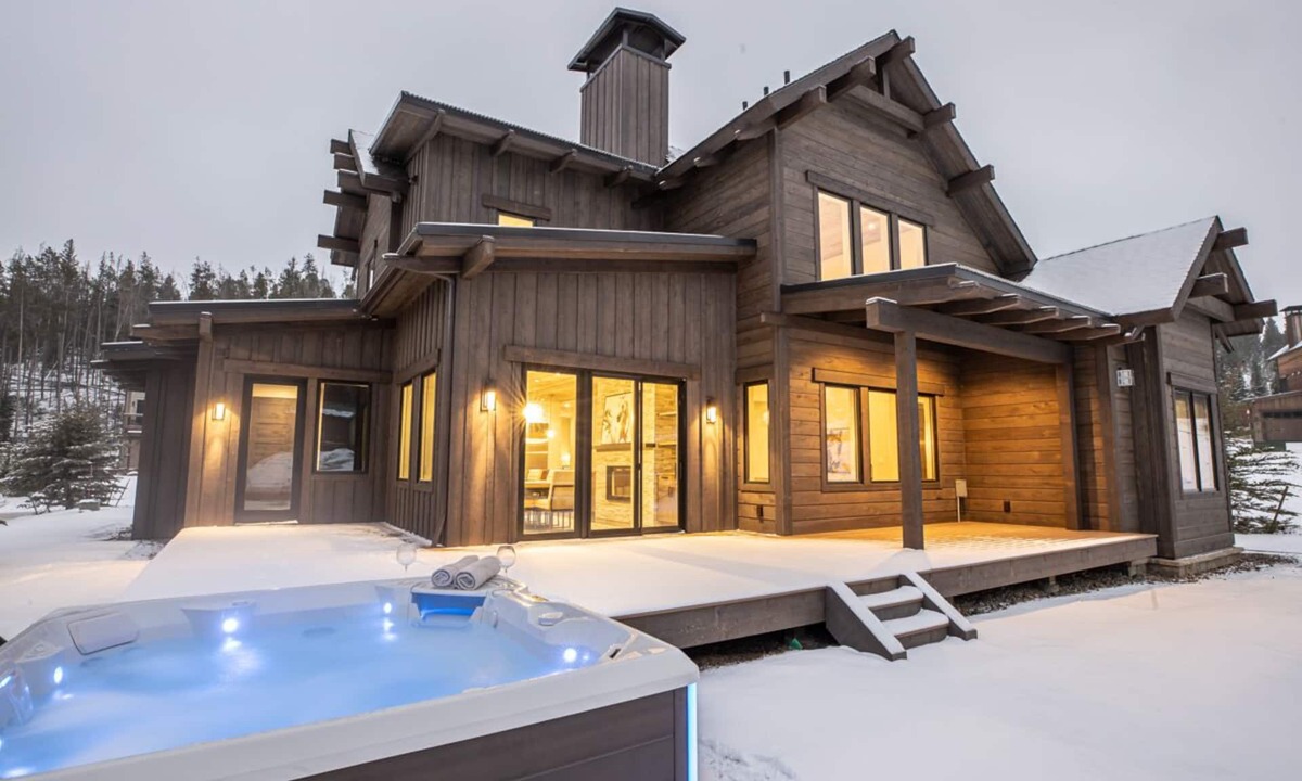 Spanish Peaks House | Ski-In/Ski-Out Cabin with Private Hot Tub and Mountain Views