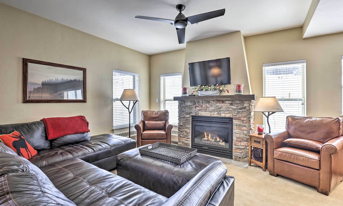 Silvercreek Condo | Ski-In/Ski-Out Granby Base Camp Escape w/Balcony