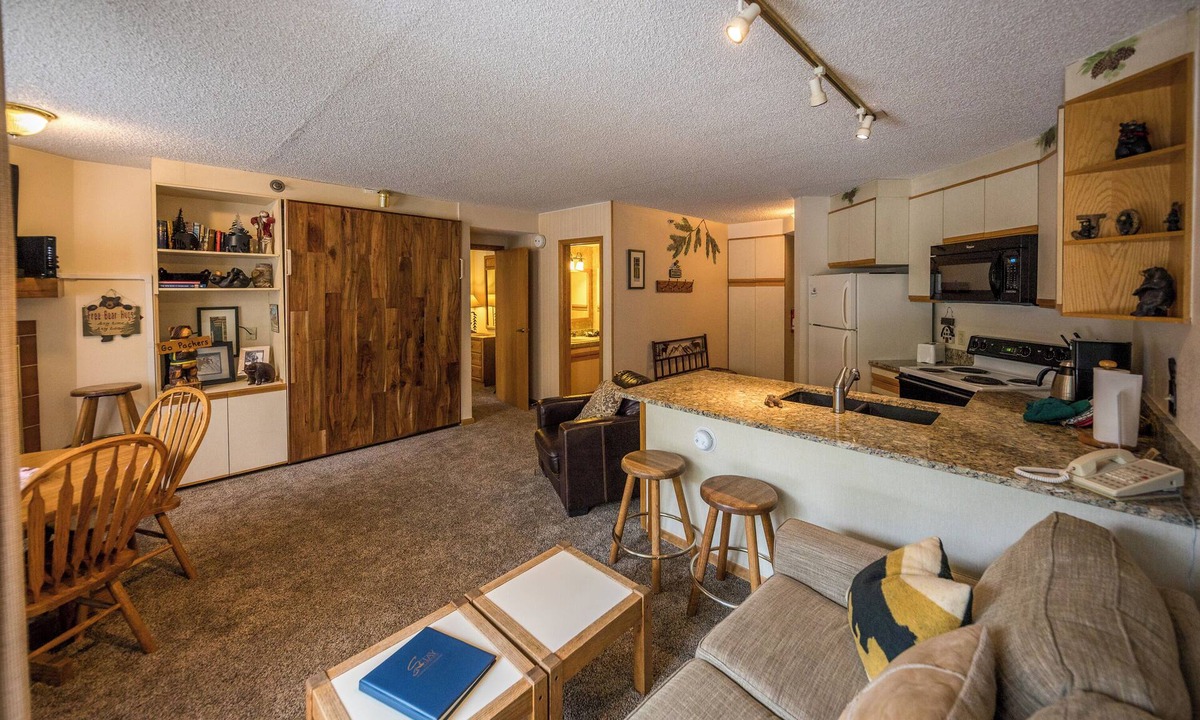 Winter Park Condo | Ski-in Ski-Out studio with updated interior