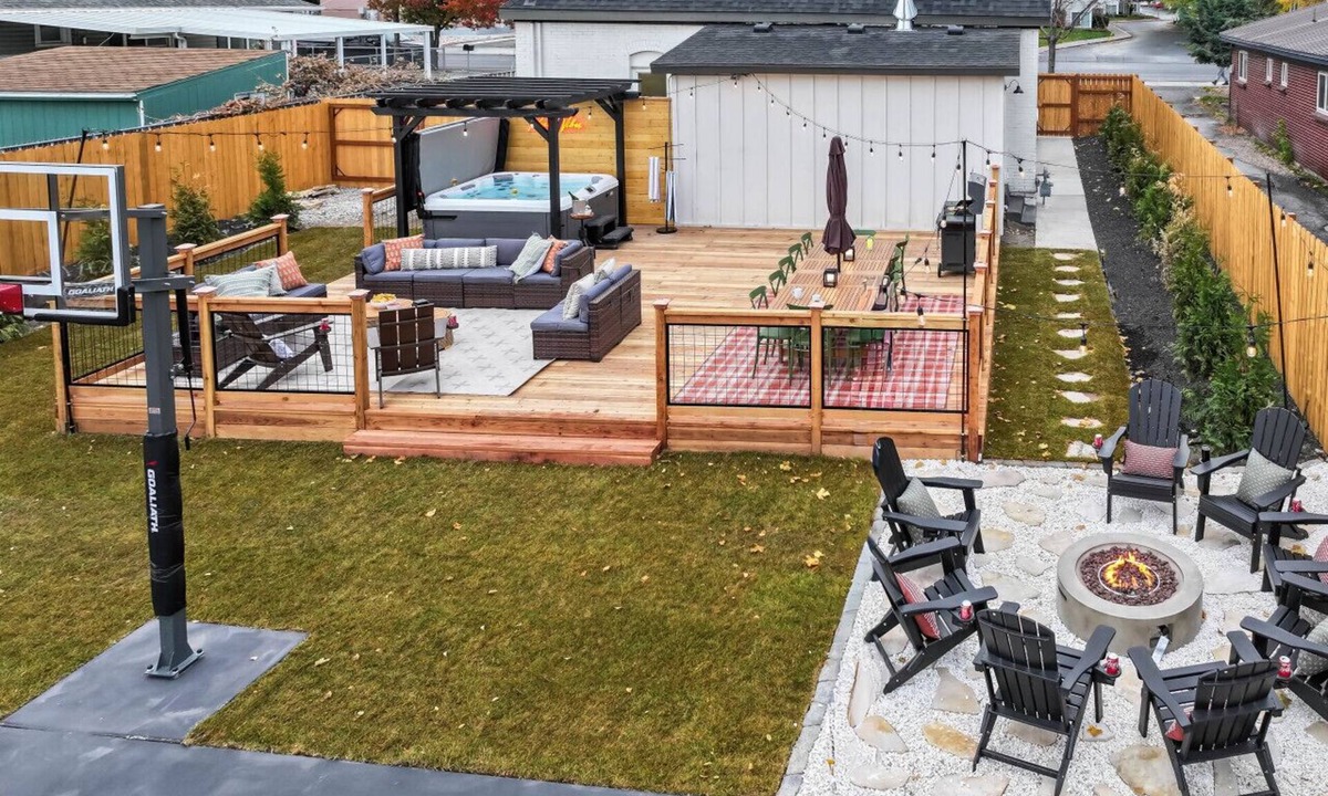South Salt Lake House | Ski Lodge, Ski Drop, Pickleball, HotTub, Sleeps 12