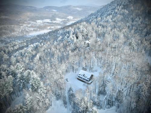 Stockbridge House | Ski Mountain Home Unit B