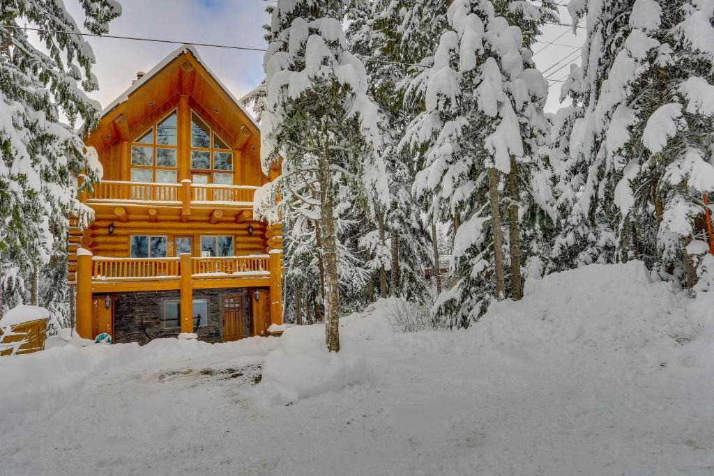 Government Camp House | Skiing Bear Chalet