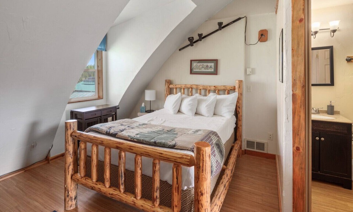 Coram Apartment | Sky Eco - Blue Bird Studio