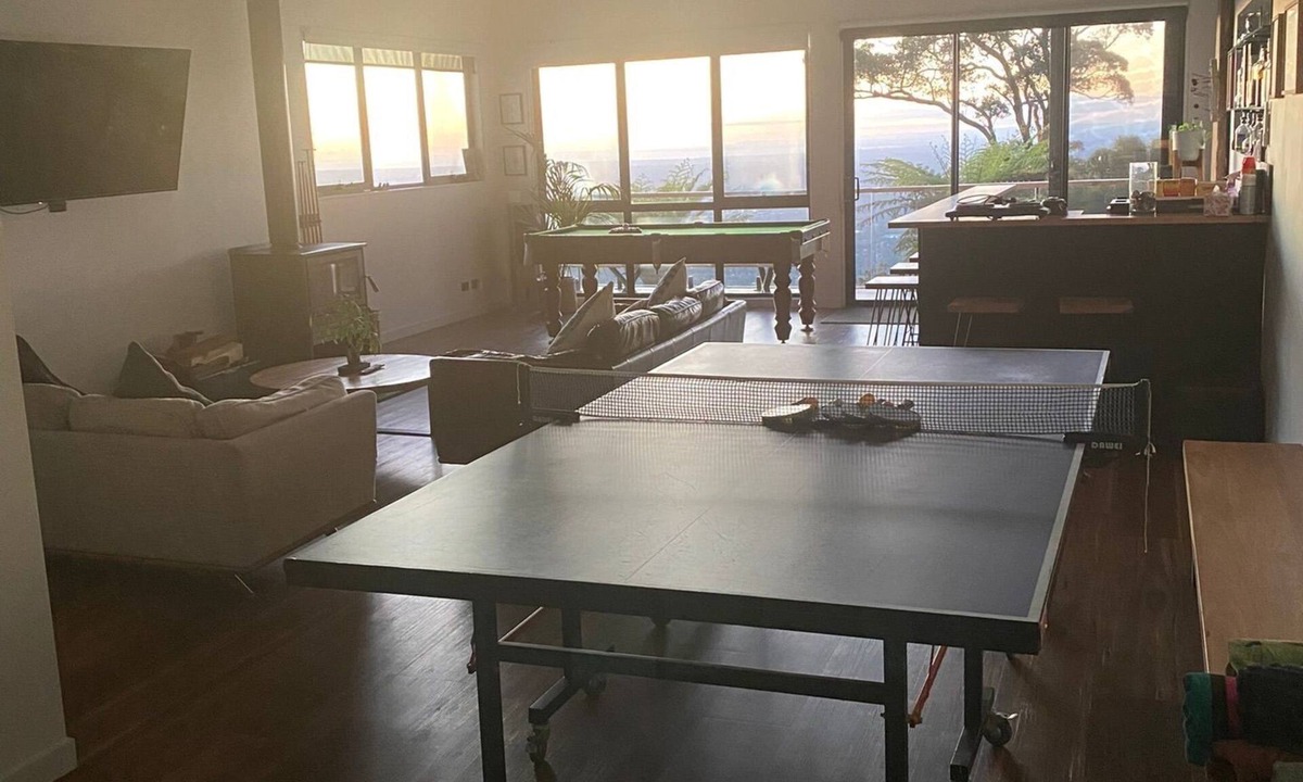 Mount Dandenong Apartment | Sky High Paradise - SPECTACULAR VIEWS!