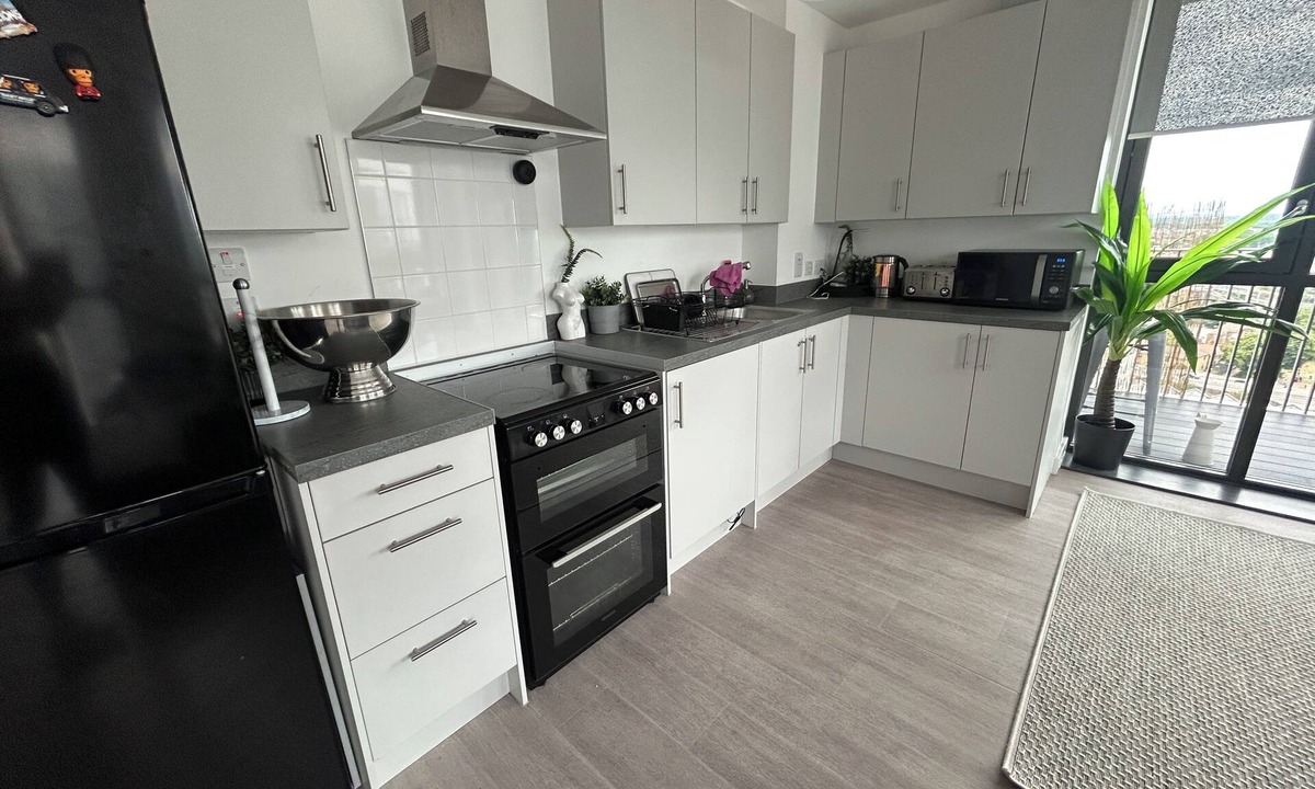 Barking Apartment | Sky Line Apartment