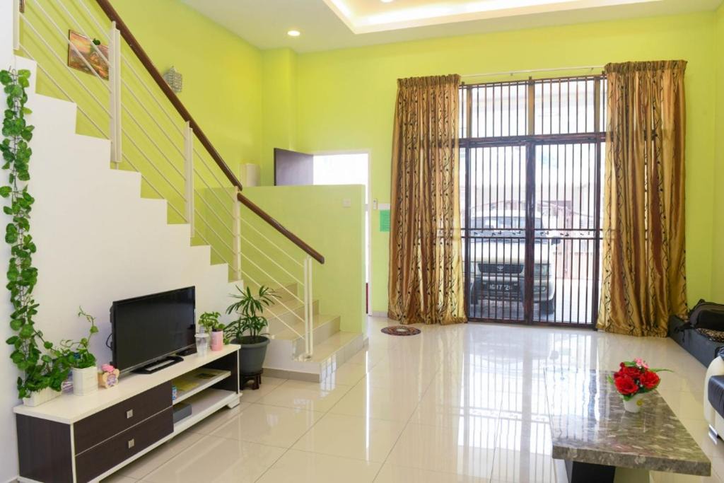 Pasir Penambang House | Sky Mirror Homestay