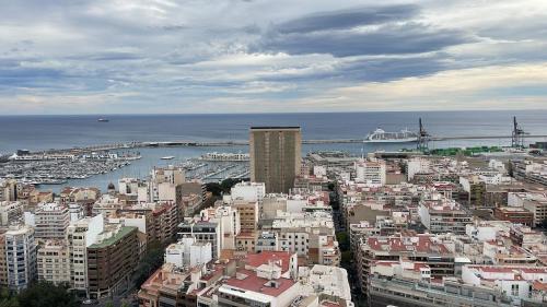 Ensanche Diputacion Apartment | Sky Views Studio in City Centre