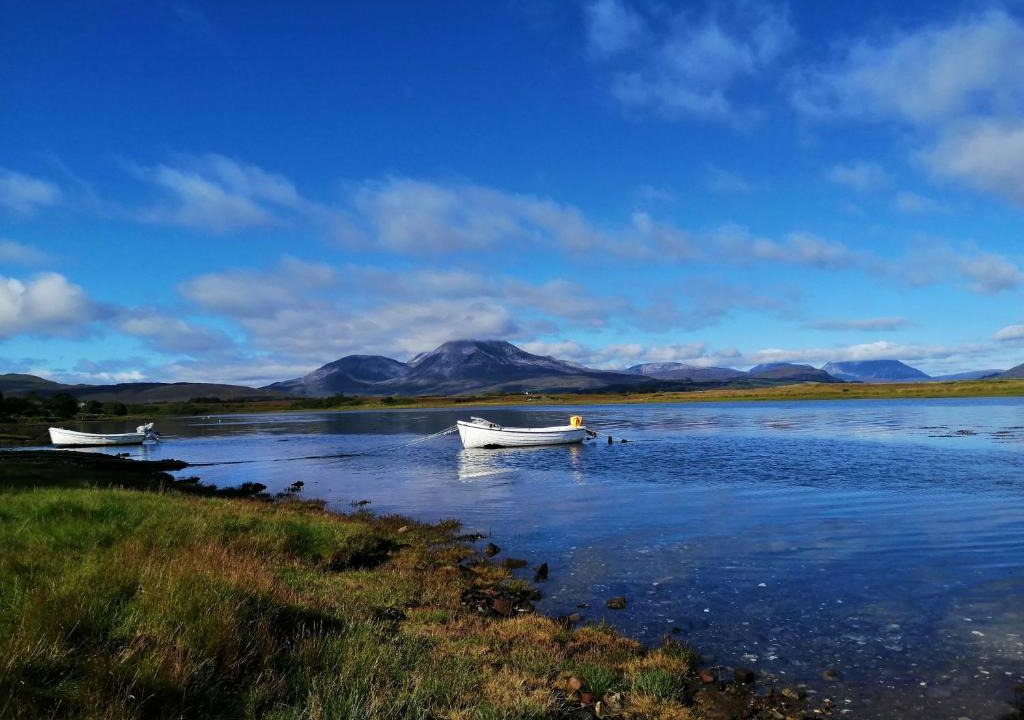 Breakish House | Skye Coorie Cabin