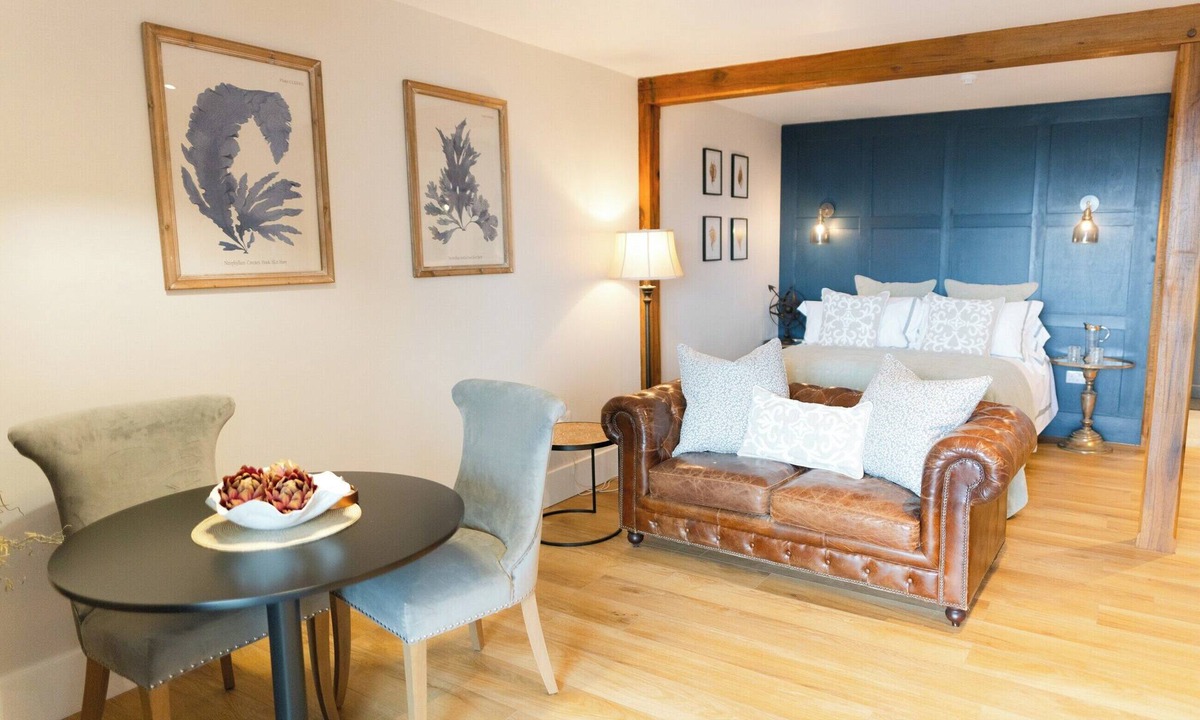 Mallaig Cottage | Skye Studio - UKC6566