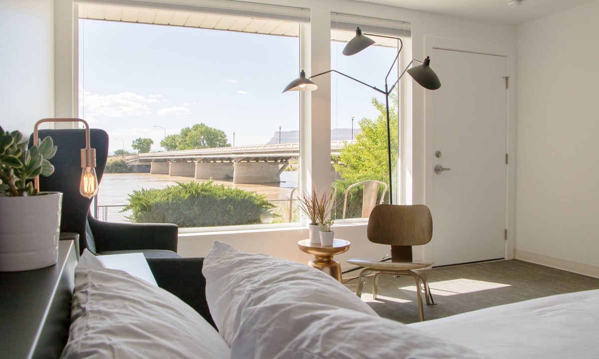 Green River House | Skyfall Guestrooms
