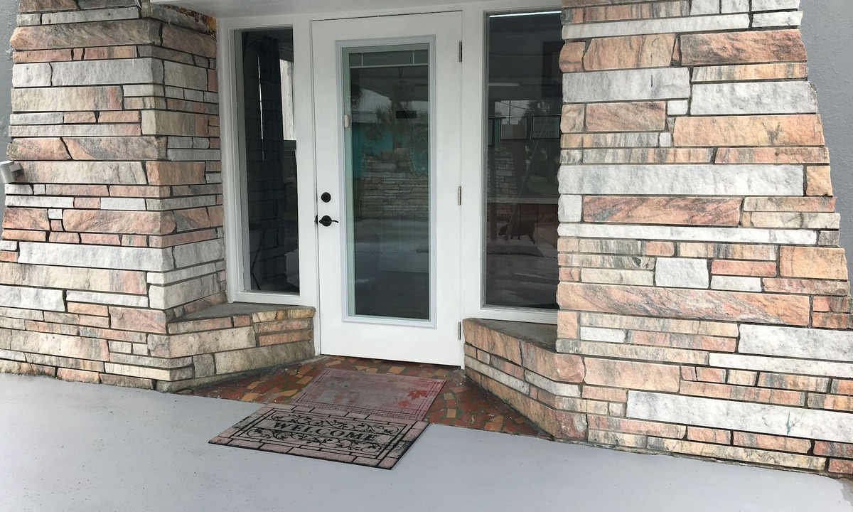 Perry Hotel | Skylark Motel