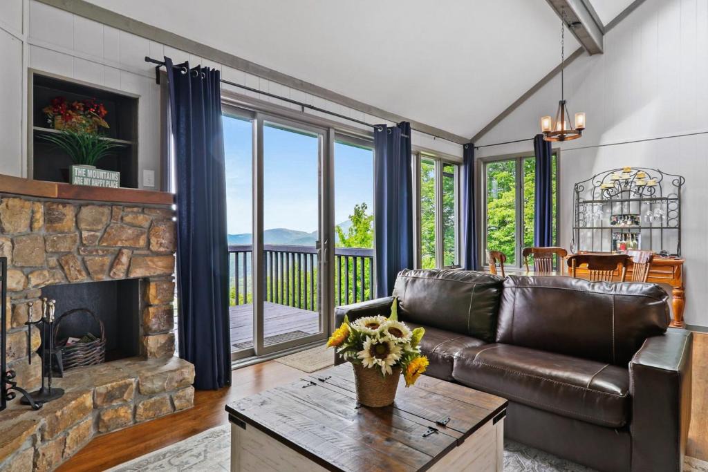 Sugar Mountain Apartment | Skyleaf Villa 702