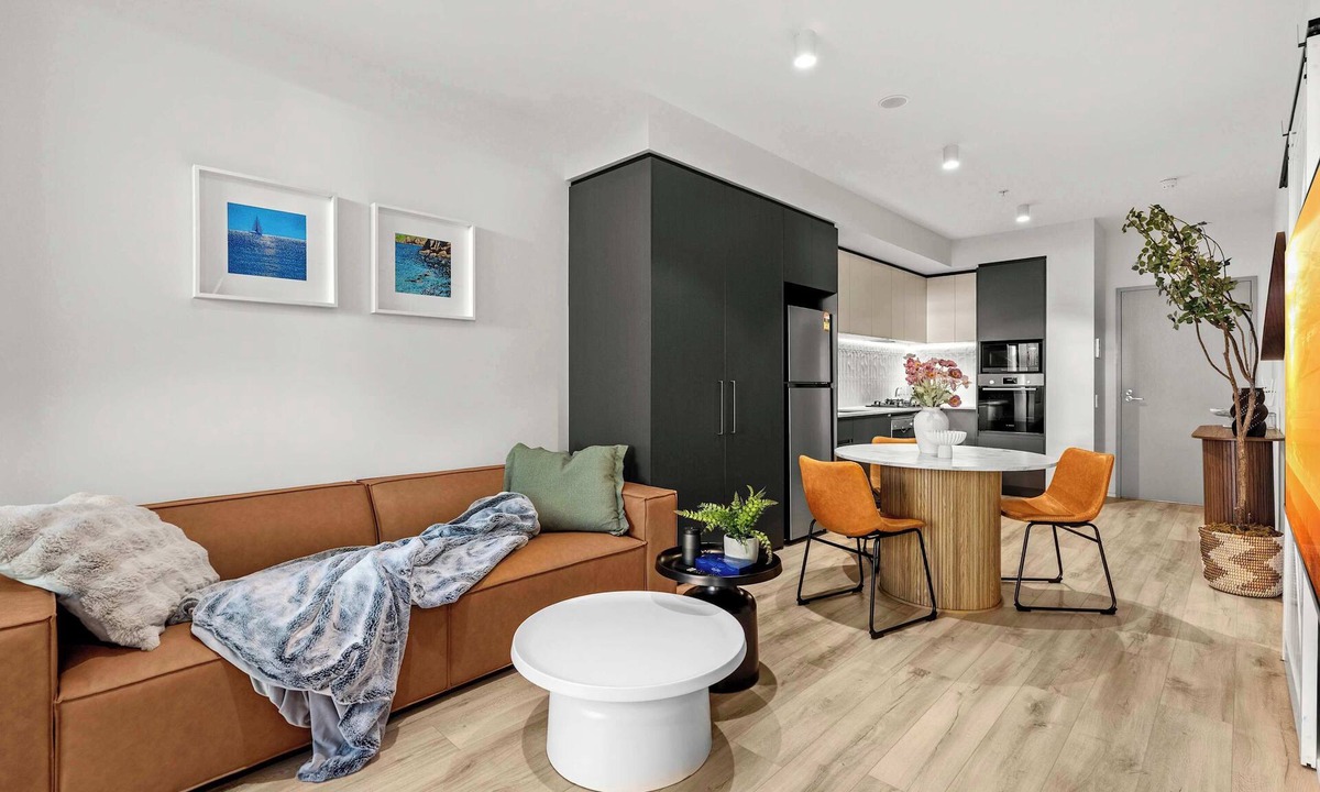 Adelaide Central Business District Apartment | Skyline Luxe Apartment | Adelaide CBD Escape
