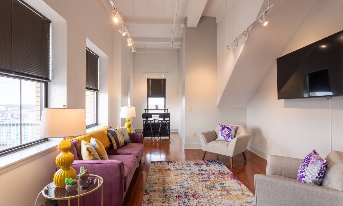 Downtown Niagara Falls Condo | Skyline Square