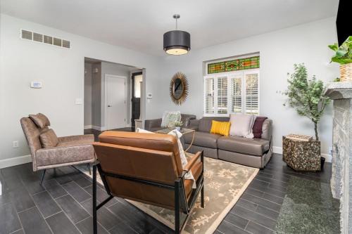 East Price Hill House | Skyline Views-Downtown