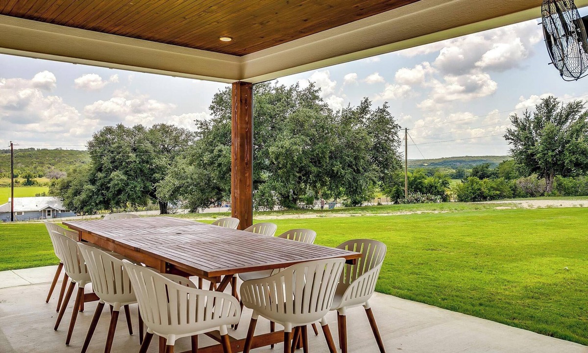 Paluxy House | Skyview Ranch Buyout