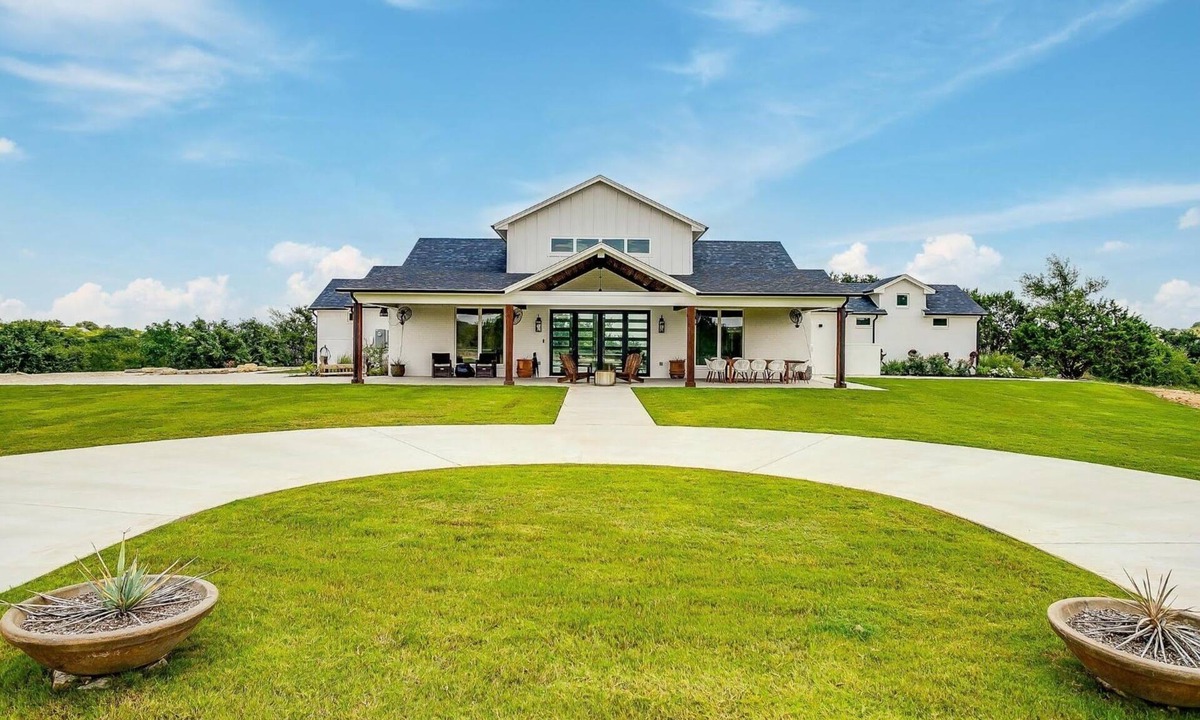 Paluxy Villa | Skyview Ranch King Villa W/Sleeper