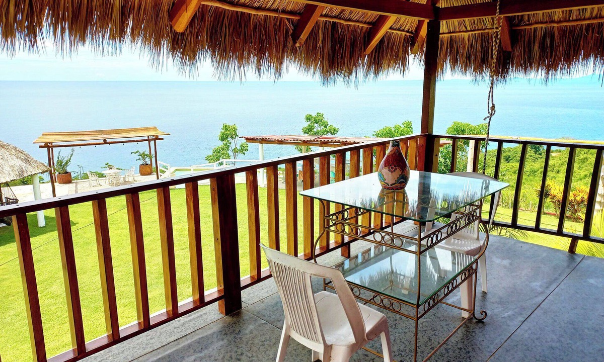 Mayto Resort | Skyview Retreat