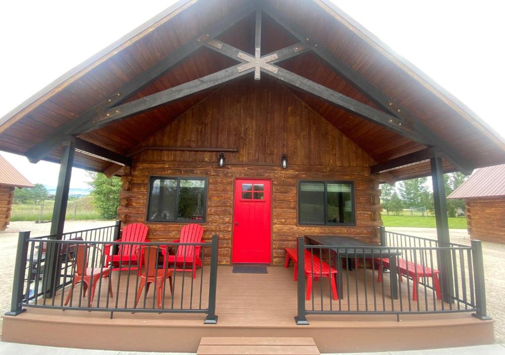 Grantsdale House | SkyWater Cabins