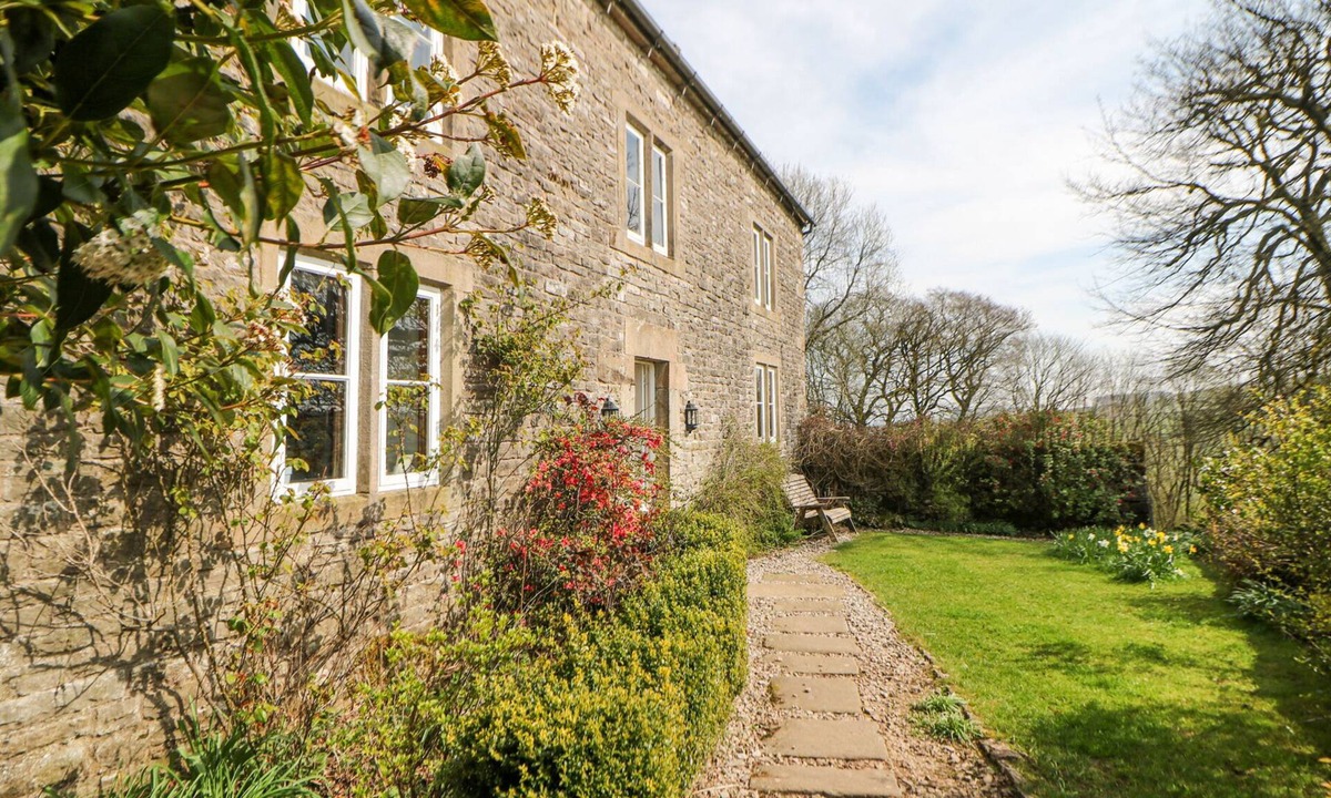 Newton Grange Cottage | Slade House
