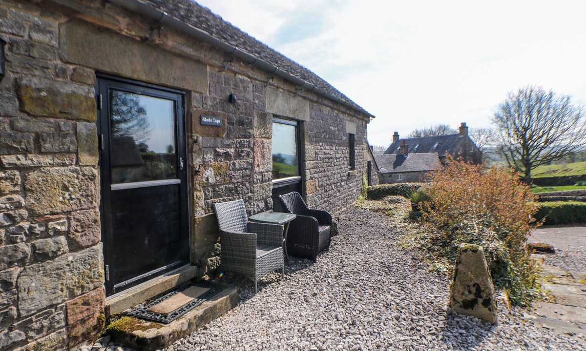 Newton Grange Cottage | Slade Tops