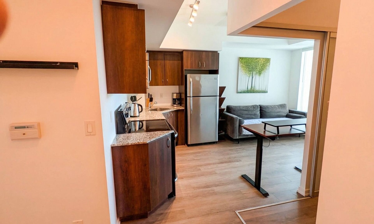 King West Village Condo | Sleek 1BR Suite in Liberty Village w/Full Gym