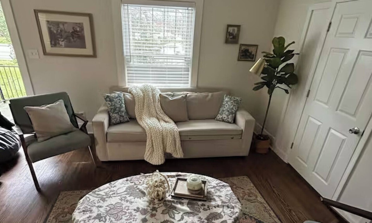 Rockcreek Lexington Road House | Sleek, Bright & Modern! 5BR Louisville Getaway