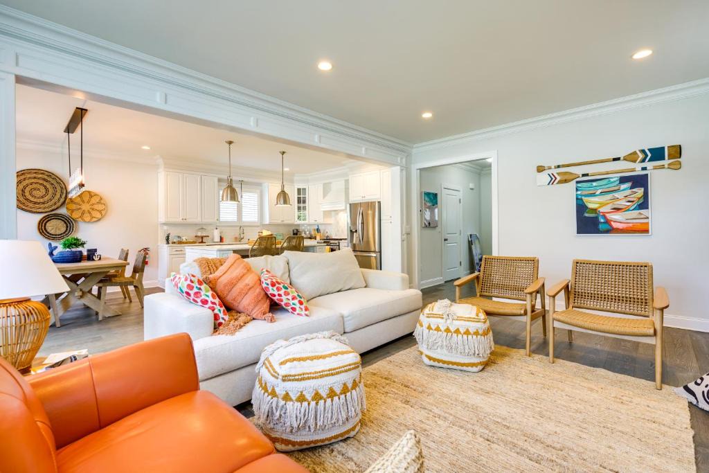 Long Branch House | Sleek Long Branch Vacation Rental w/Pool + Patio!