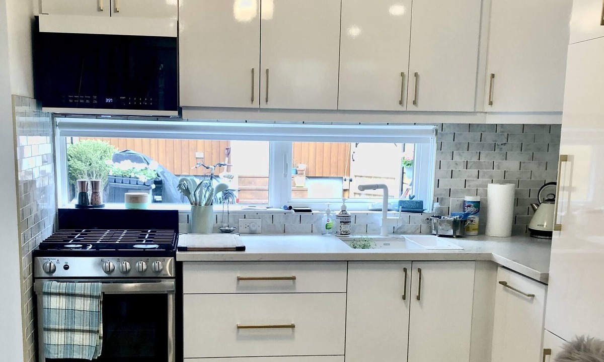 Blake - Jones House | Sleek Modern Design with antique accents - central location