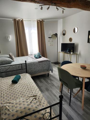 Bourgogne Apartment | Sleep'in Orléans centre-studio confortable et cosy