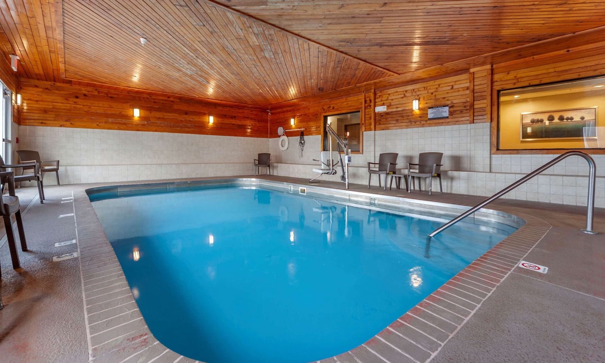 Hays Hotel | Sleep Inn & Suites Hays I-70