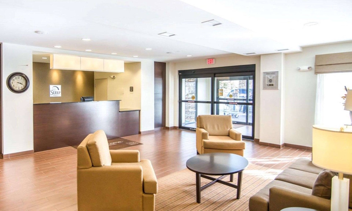 Norton Hotel | Sleep Inn & Suites Norton