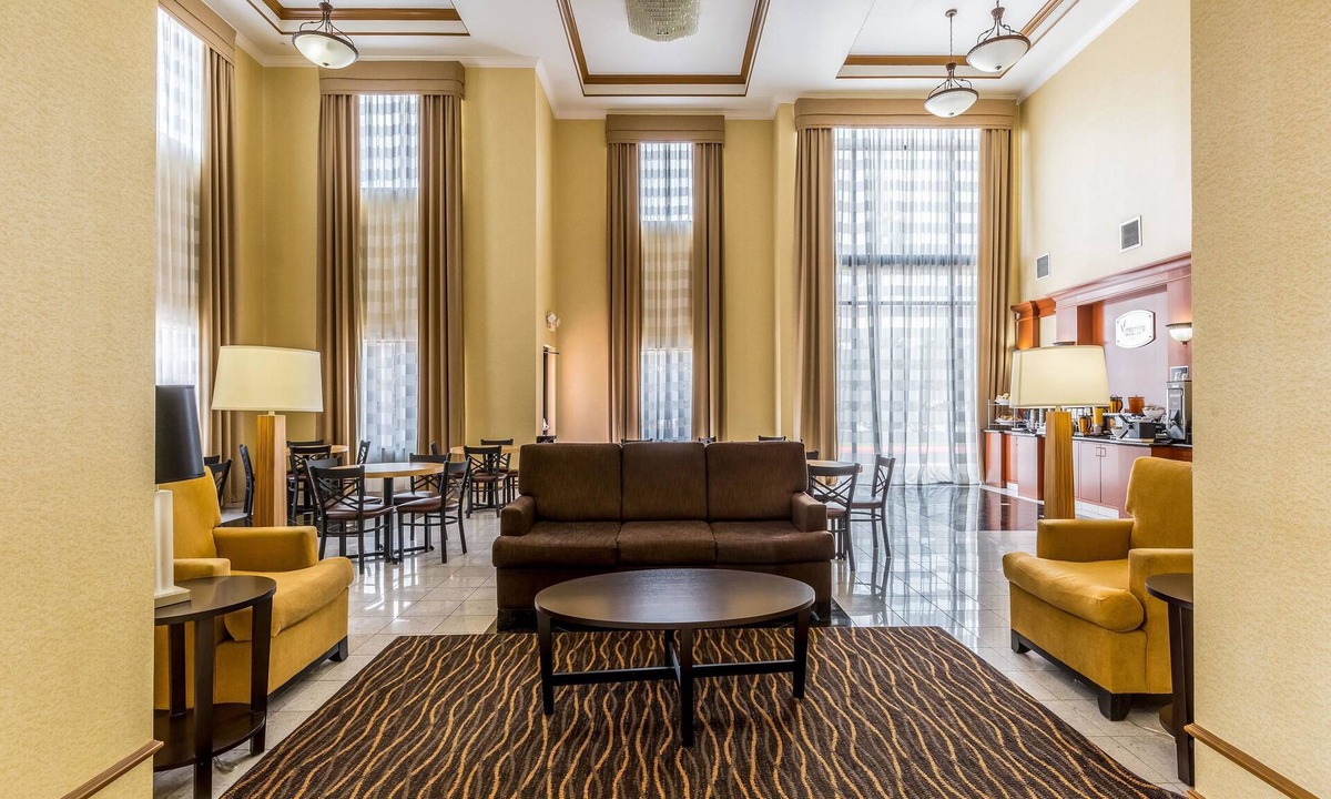 Stafford Hotel | Sleep Inn & Suites Stafford - Sugarland