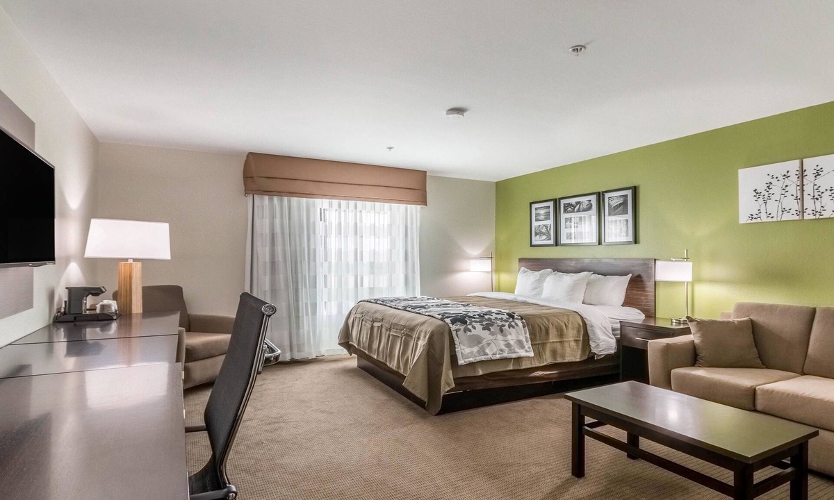 Wellborn Hotel | Sleep Inn & Suites College Station near University