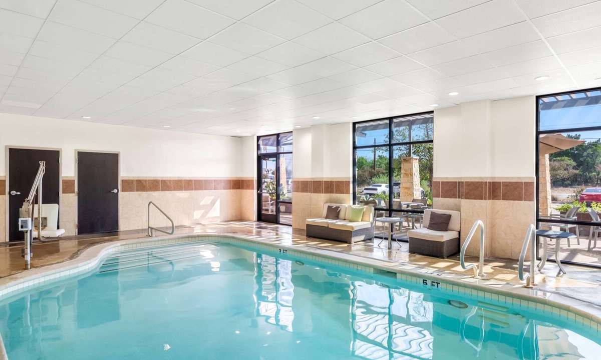 Dripping Springs Hotel | Sleep Inn & Suites Dripping Springs - Austin Area