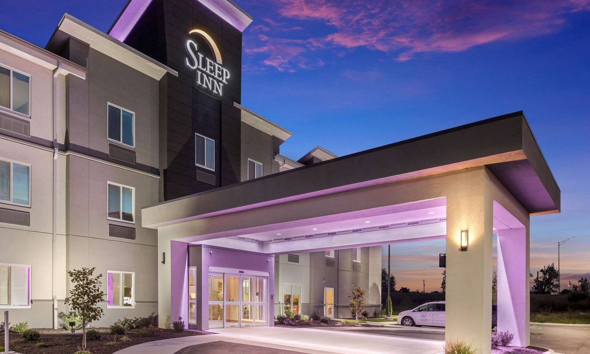 Webb City Hotel | Sleep Inn & Suites Webb City
