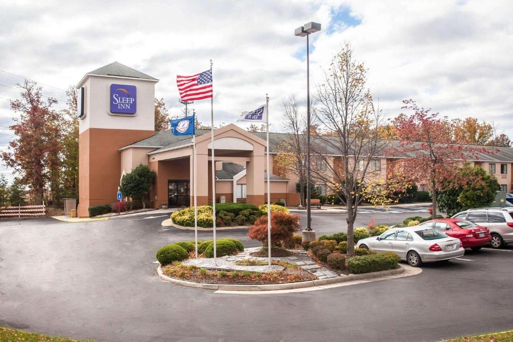Woodbridge Hotel | Sleep Inn