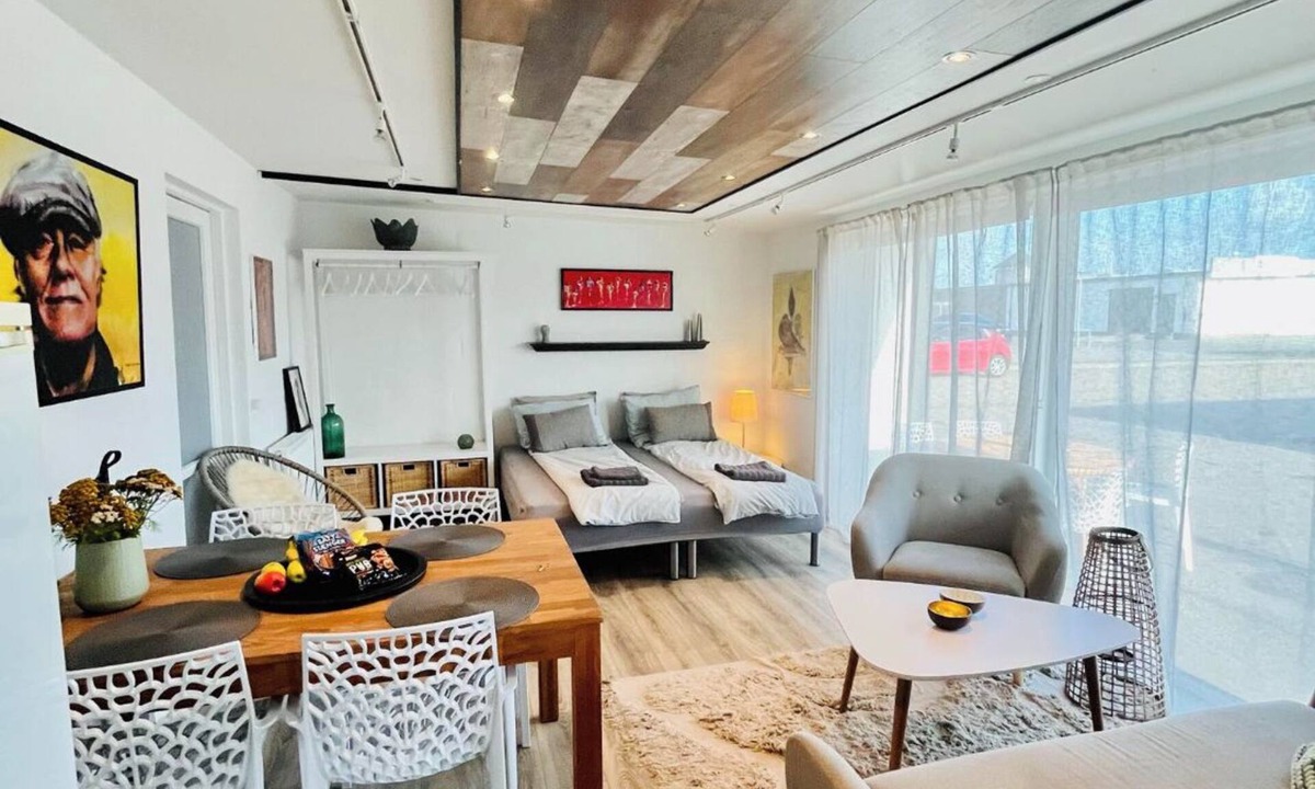Hjørring Apartment | Sleep&Rest 2min motorvej 12 min til færge Gratis parkering kaffe/the