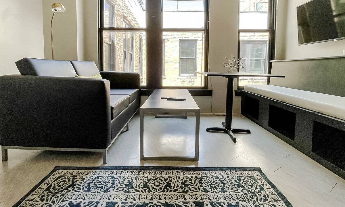 Downtown Springfield Apartment | Sleepover: Comfortable Studio - Downtown Springfield