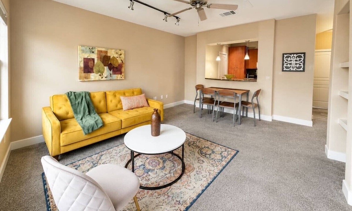 North Little Rock Apartment | Sleepover | Serene 1BD/1BA + Pool - Little Rock