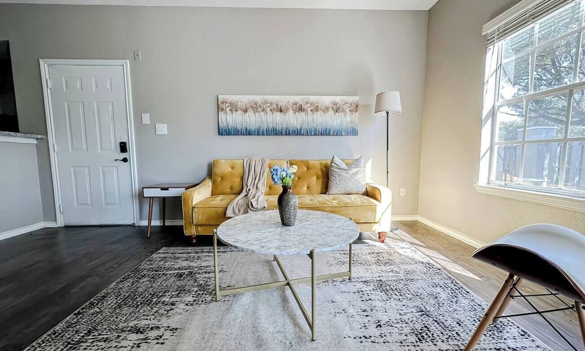 South Side Apartment | Sleepover | Wonderful 1BD/1BA+ Gym- Corpus Christi