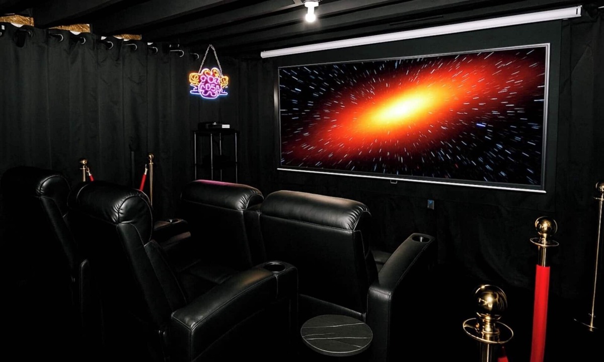 South Austin House | Sleeps 18 7BR Gym Game Room Theater