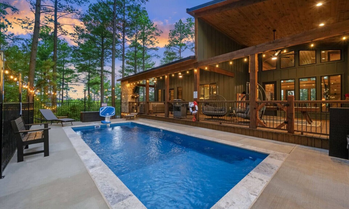 Pickens Cabin | Sleeps 18 people with a private heated pool, hot tub, playground, fire pit, and a private arcade!