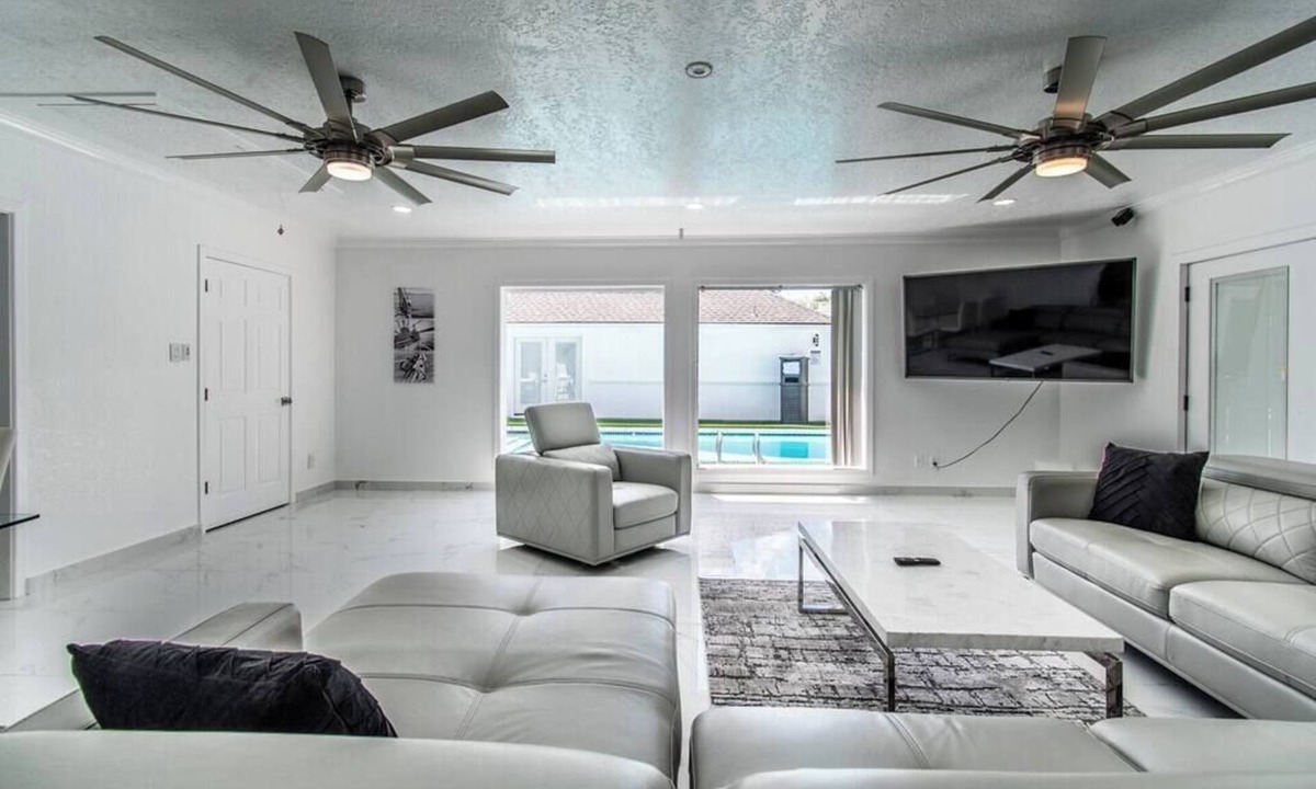 Bay Area House | Sleeps 28 - Ocean View - Pearl on Ocean Dr, Combined Estate