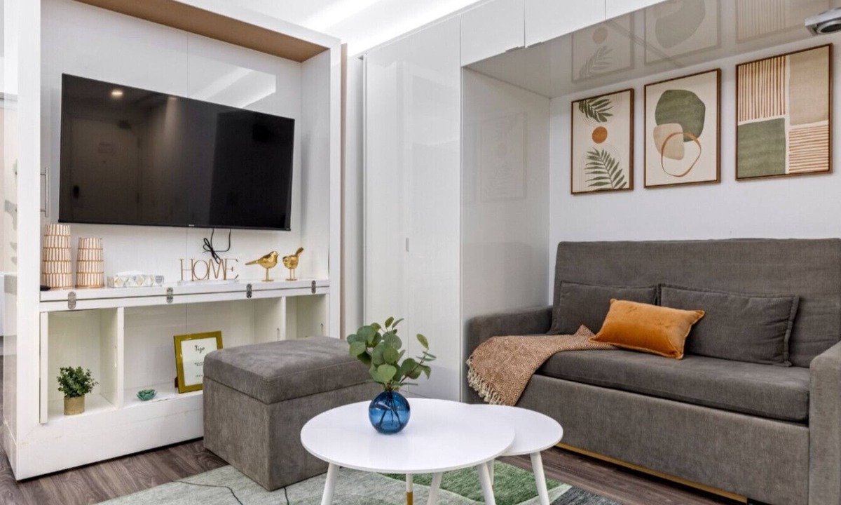 Cleveland Apartment | Sleeps 3 | Cleveland Clinic + University Circle