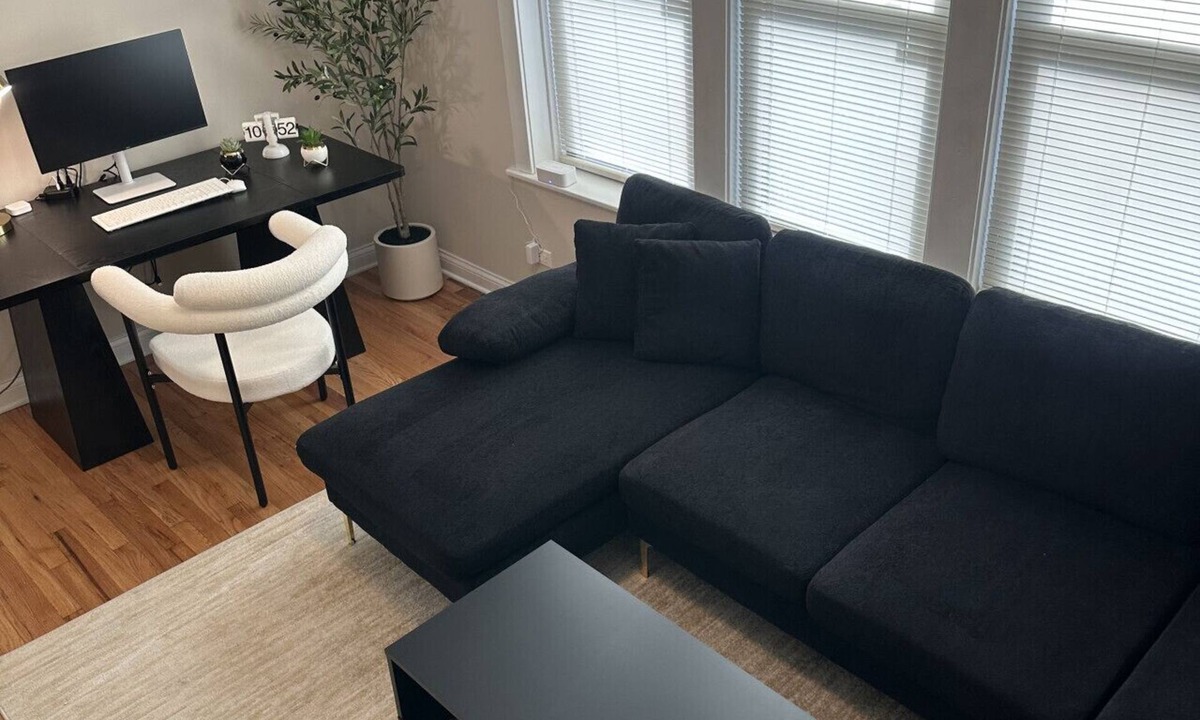 Irving Park East Apartment | Sleeps 4 Stylish Stay with Workspace