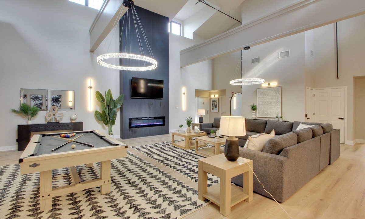 Louisburg House | Sleeps 40! Entire Condotel Outside Overland Park