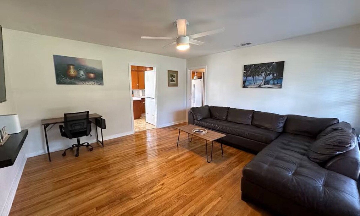 Richland Hills House | Sleeps 6: Pet & Family Friendly!